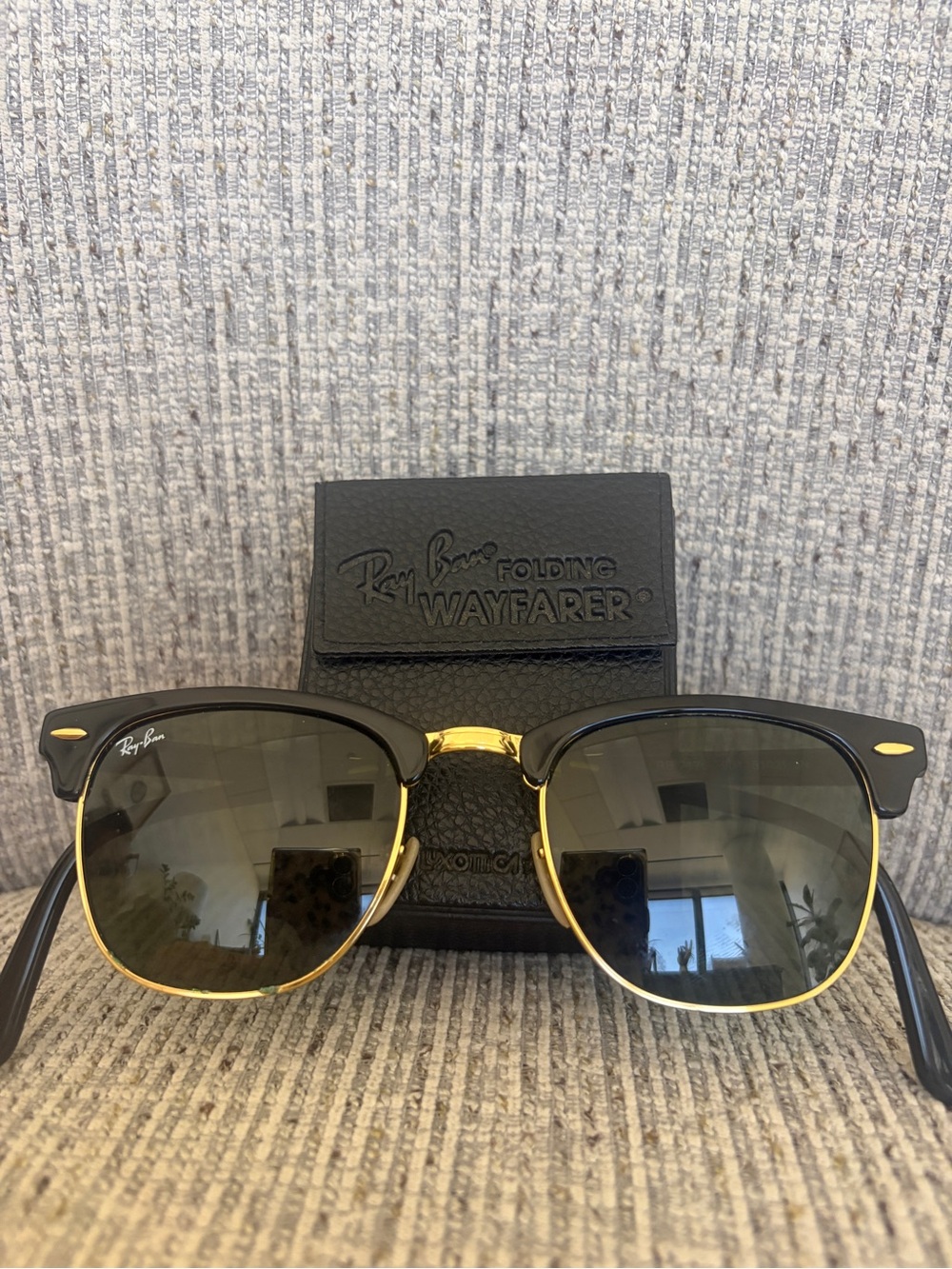 Ray-Ban Black and Gold Folding Wayfarer Toiletry/Accessory Case with Sunglasses